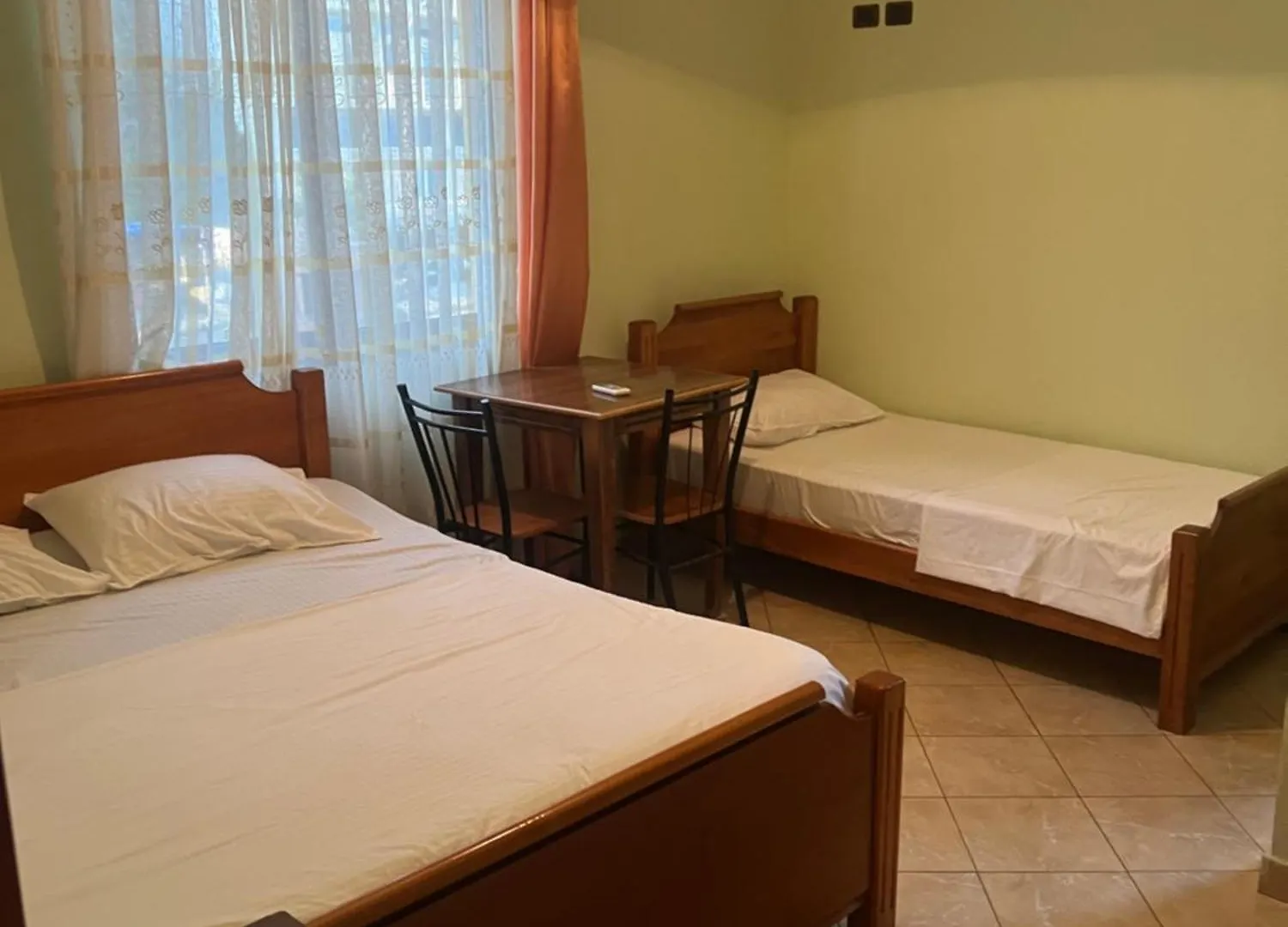 Hotel Xhejsoni Shëngjin