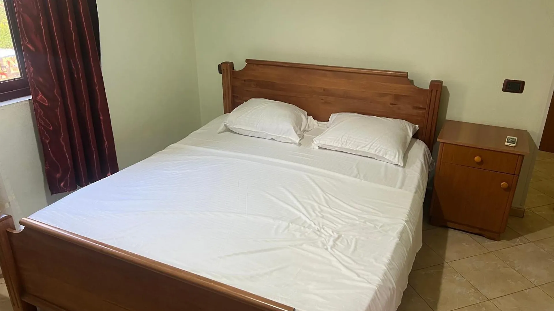 Hotel Xhejsoni Shëngjin